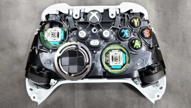 analógico com potenciômetro desgastado que causa drift